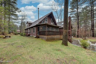 5 Forest Row, Great Barrington, MA 01230