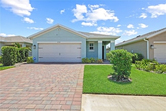 8720 Swell Brooks Ct, North Fort Myers, FL 33917