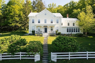 132 Decker Rd, Ancram, NY 12502