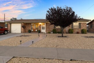 2504 Penwood Dr, El Paso, TX 79935