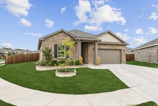 4745 Swan Neck Dr, Fort Worth, TX 76179