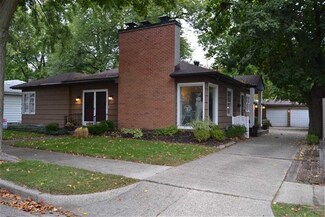 154 Crescent St, Elkhart, IN 46516