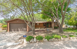 153 Cattail Creek Dr, Kerrville, TX 78028