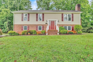 51 Laurel Ln, Lynchburg, VA 24502
