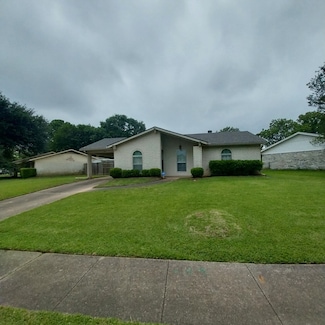 2012 Pluto Dr, Bossier City, LA 71112