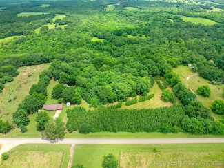 1001 E 1990 Rd, Soper, OK 74759