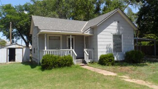 110 W 12th St, Harper, KS 67058