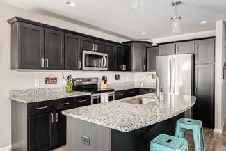 2912 Bulwer Ln, Fitchburg, WI 53711