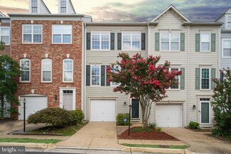 6315 Burgundy Leaf Ln, Alexandria, VA 22312