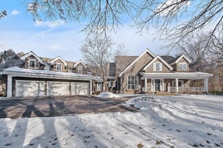 2730 Rainey Rd, Wayzata, MN 55391