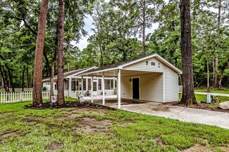 28601 Shawnee Ct, Pointblank, TX 77364