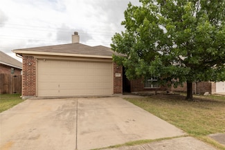 9808 Sparrow Hawk Ln, Fort Worth, TX 76108