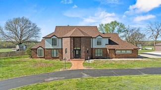801 Stearman Dr, Monett, MO 65708