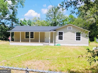 604 Carswell St, Homerville, GA 31634