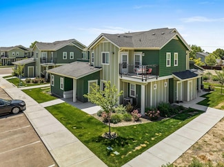 5012 N Hamlet Ln, Caldwell, ID 83607