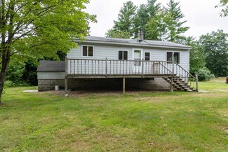 77 Blueberry Ln, Concord, NH 03303