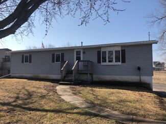 118 Otter St, West Union, IA 52175