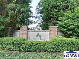 2529 Eisenhower Ln, Terre Haute, IN 47803