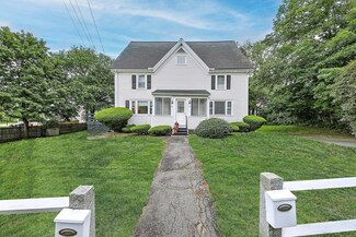 4 & 6 Brook St, Medfield, MA 02052