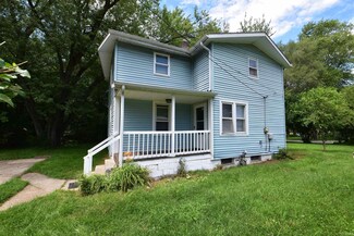 117 E Louis St, Osceola, IN 46561