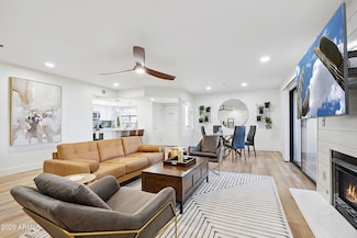 5104 N 32nd St Unit 428, Phoenix, AZ 85018