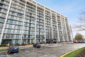 2015 S Finley Rd Unit 403, Lombard, IL 60148