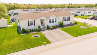 53 Linsay Dr, Raynham, MA 02767