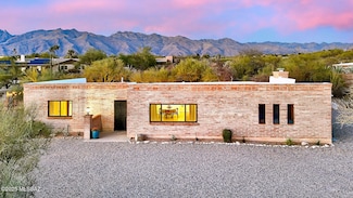 4040 N Camino Cardenal, Tucson, AZ 85718