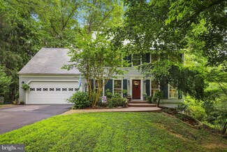12215 Knightsbridge Dr, Woodbridge, VA 22192