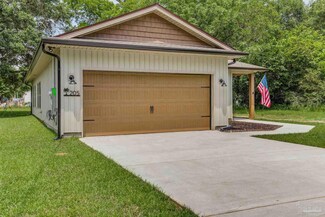 6115 Carroll Rd, Milton, FL 32583