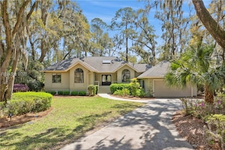 5 Bateau Rd, Hilton Head Island, SC 29928