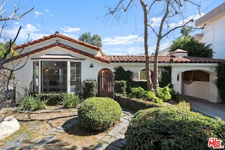 1904 S Shenandoah St, Los Angeles, CA 90034