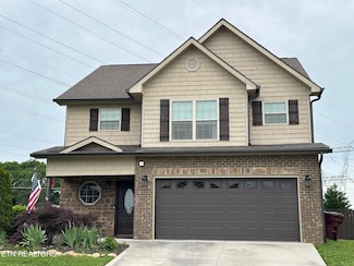 1017 Brighton Dr, Alcoa, TN 37701