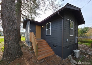 211 S Market St, Bucoda, WA 98530