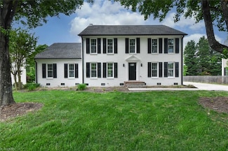 4703 Crystal Lake Dr, Greensboro, NC 27410