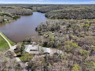 2200 Swiss Lake Rd, Hermann, MO 65041