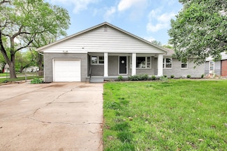 2404 E Skinner St, Wichita, KS 67211