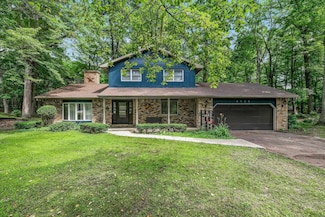 4755 S Graham Rd, Saint Charles, MI 48655