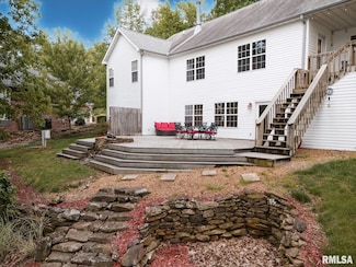 55 Kings Ct, Goreville, IL 62939