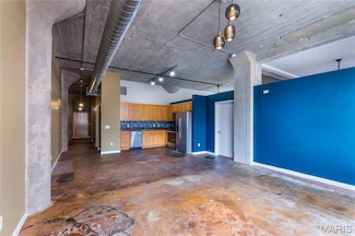 1511 Locust St Unit 404, Saint Louis, MO 63103