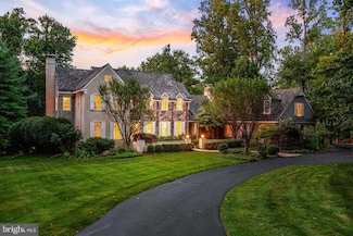 1285 Farm Rd, Berwyn, PA 19312