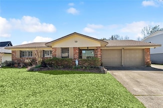 135 Fountain Dr, Slidell, LA 70458