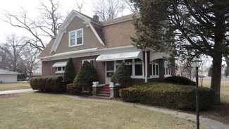106 Fuller St, Steward, IL 60553