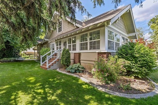 1121 Scoon Rd, Sunnyside, WA 98944