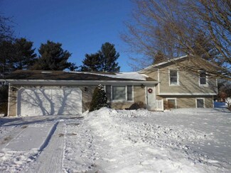 19093 N Rock Rd, New Paris, IN 46553