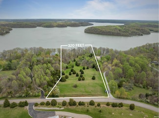 9573 S Strain Ridge Rd, Bloomington, IN 47401