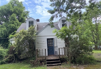26014 Pettibone Rd, Bedford, OH 44146