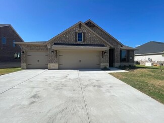 1433 Whitetail Ln, Azle, TX 76020