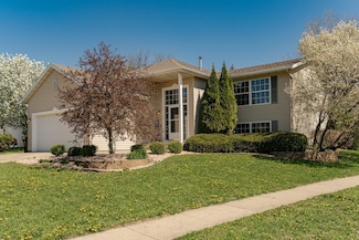 6101 Heidelberg Ln NW, Rochester, MN 55901