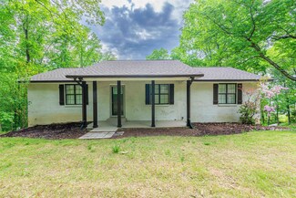 495 Spout Springs Loop, Muscle Shoals, AL 35661